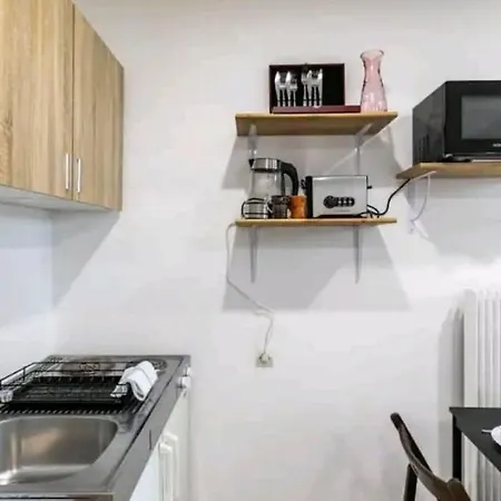 Parc De L'orangerie, Studio Apartment